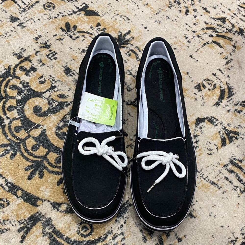 Grasshoppers Black and White Loafers